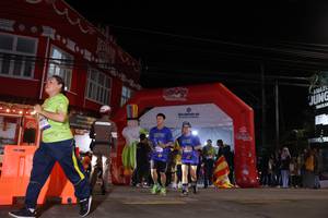 BIB: 
                            <button type="button" onclick="openModal(26265397)" class="btn btn-primary btn-sm float-right btn-popup" data-toggle="modal" data-target=".modal-high-quality">
                        <i class="fas fa-shopping-cart"></i> Add to Cart
                    </button>
                                            <button type="button" onclick="isThisMe(26265397, true)" class="btn btn-success btn-sm float-right btn-popup btn-isme hidden" data-toggle="tooltip" data-placement="bottom" title="นี่คือรูปของคุณใช่ไหม คลิกที่นี่เพื่อเอาเข้าอัลบั้ม">
                        <i class="fas fa-plus"></i> Add to album
                    </button>
                    <button type="button" onclick="isThisMe(26265397, false)" class="btn btn-warning btn-sm float-right btn-popup btn-isnotme hidden">
                        <i class="fas fa-ban"></i> Remove from album
                    </button>